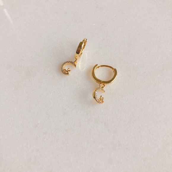 S925 silver moon hoop earrings - Picture 2 of 7